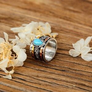 Vintage Inspired Silver Chunky Textured Ring with Turquoise Center Stone